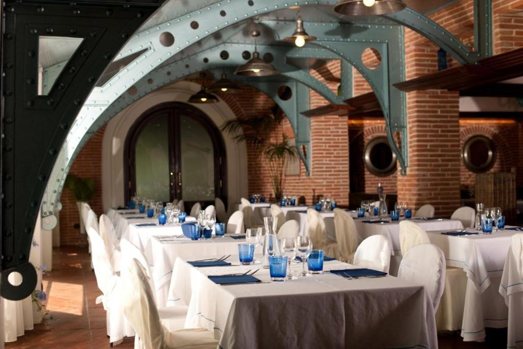 Hotel Mediterraneo Santa Maria Navarrese Exteriör bild