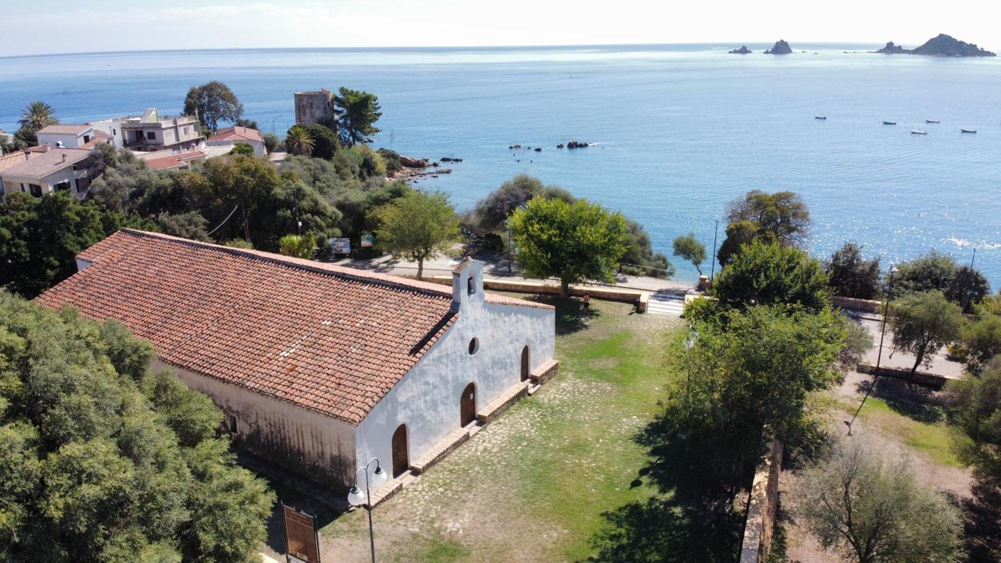 Hotel Mediterraneo Santa Maria Navarrese Exteriör bild