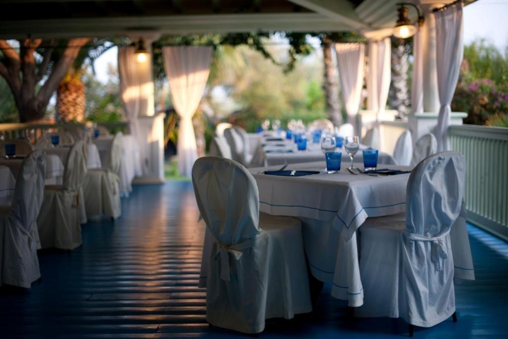 Hotel Mediterraneo Santa Maria Navarrese Exteriör bild